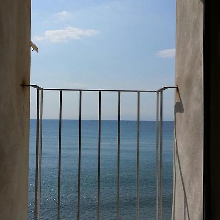 Balcone Sulla Spiaggia Cefalú Exterior foto